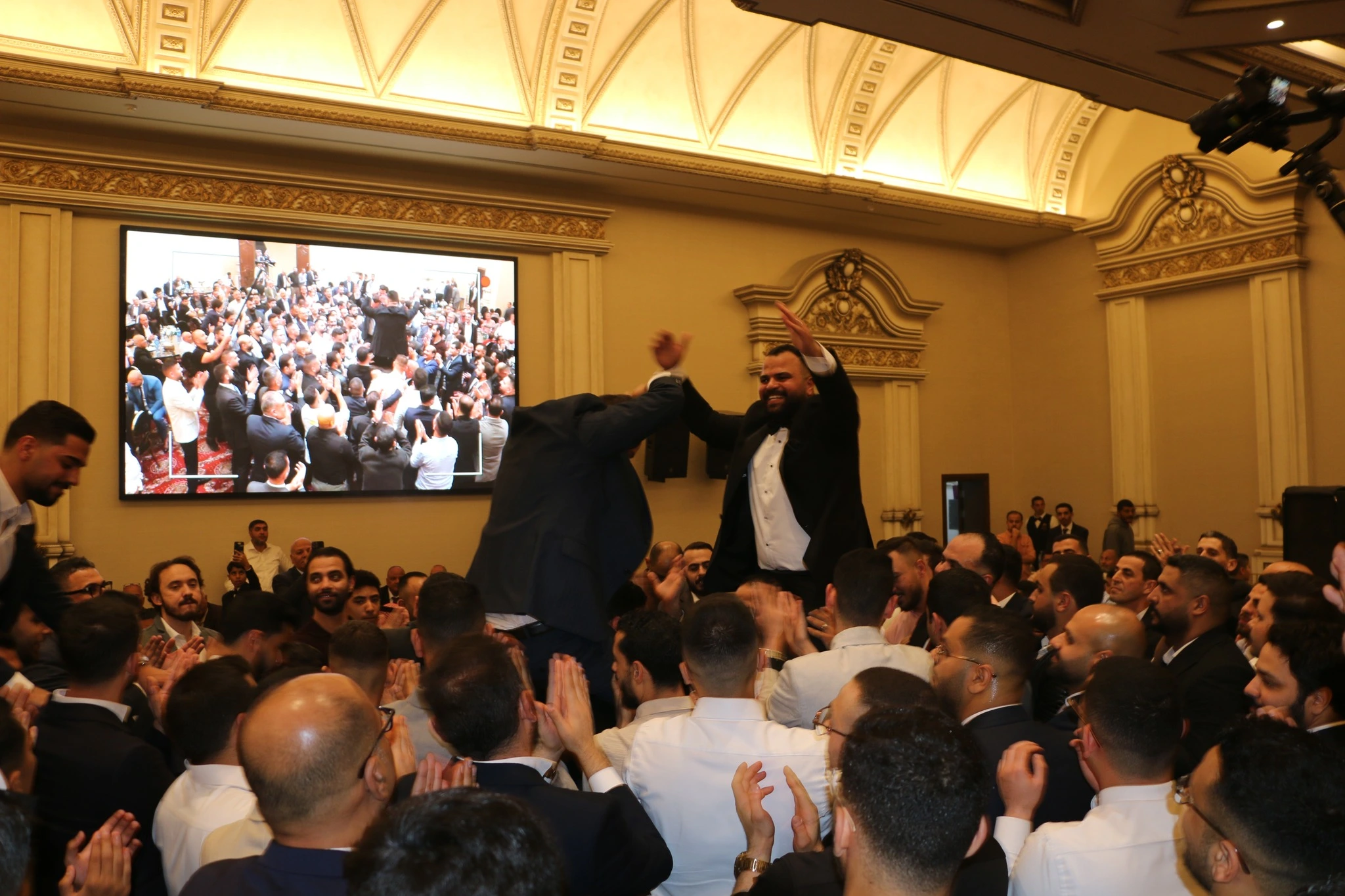 والد العريس المعتصم بالله التميمي يعبّر عن امتنانه لكل من شارك بفرح العريس حمزة التميمي