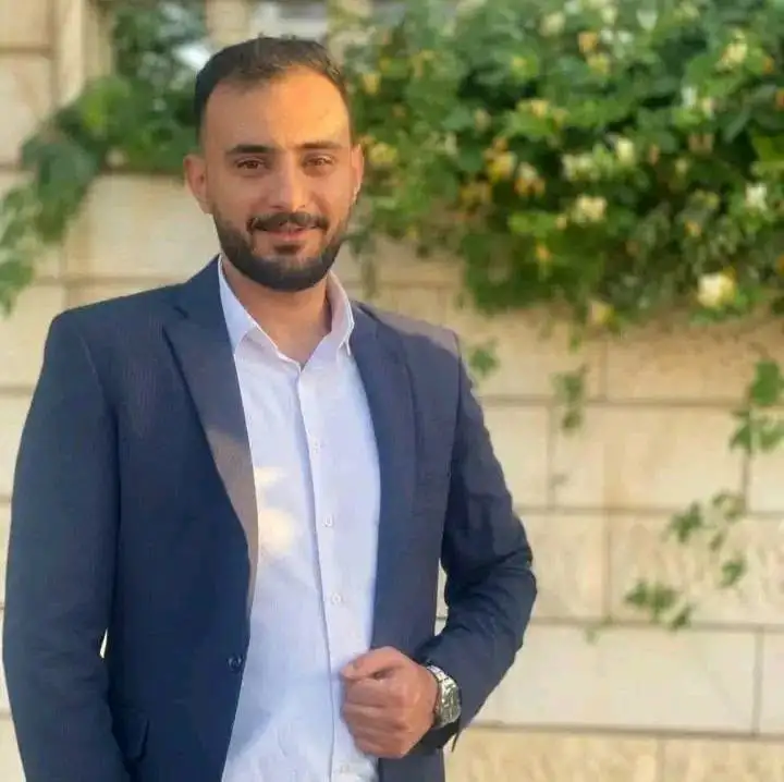 دعوة عامة لحضور حفل زفاف الأستاذ (قيس) نجل العم عارف علي التميمي