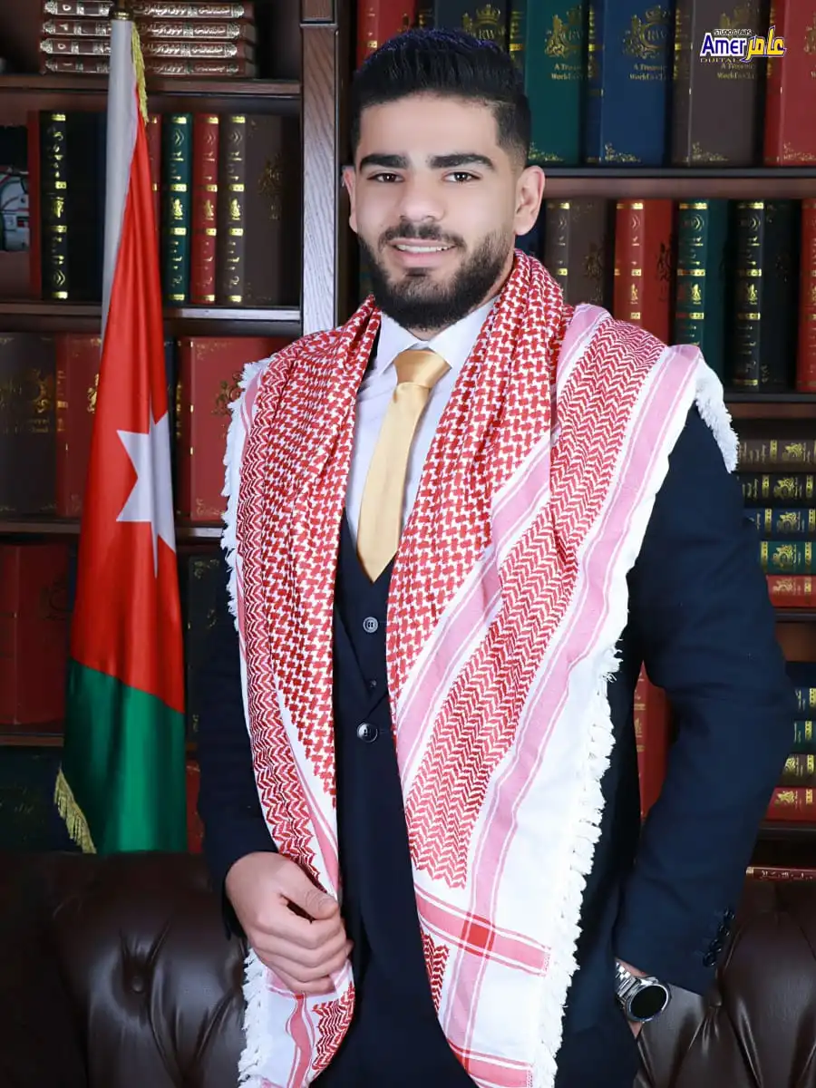 عشيرة التميمي تهنئ ابنها "حمزة زياد محمد التميمي" بمناسبة تخرجه من جامعة آل البيت